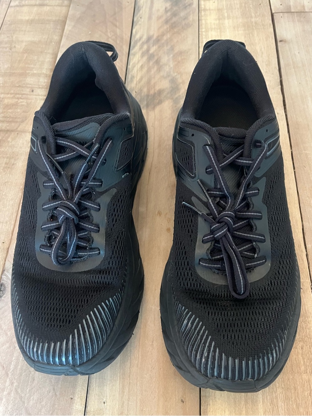 Hoka One One Men's Bondi 7 Triple Black Running Shoes Size 9.5 (1110518BBLC)